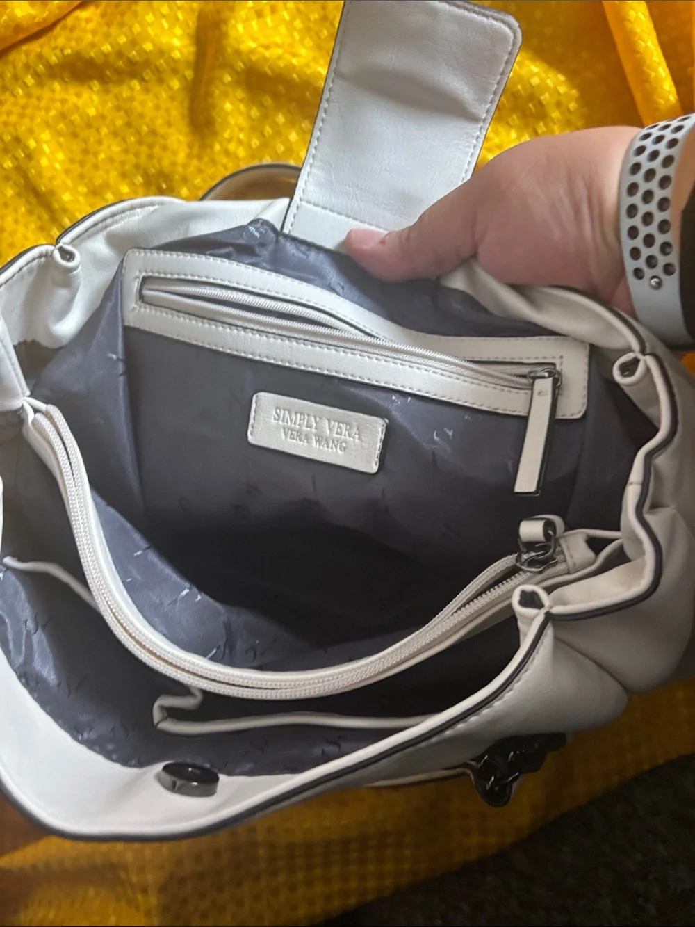 Simply Vera Vera Wang White Shoulder Bag with Black Chain Detail